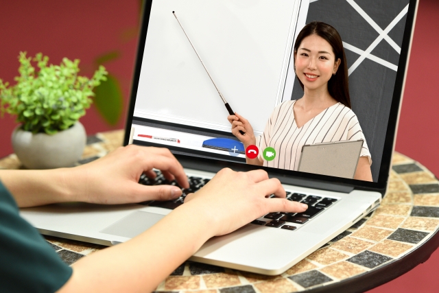 オンラインレクチャー